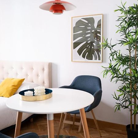 Estudio Calle Del Barquillo Madrid Luaran gambar
